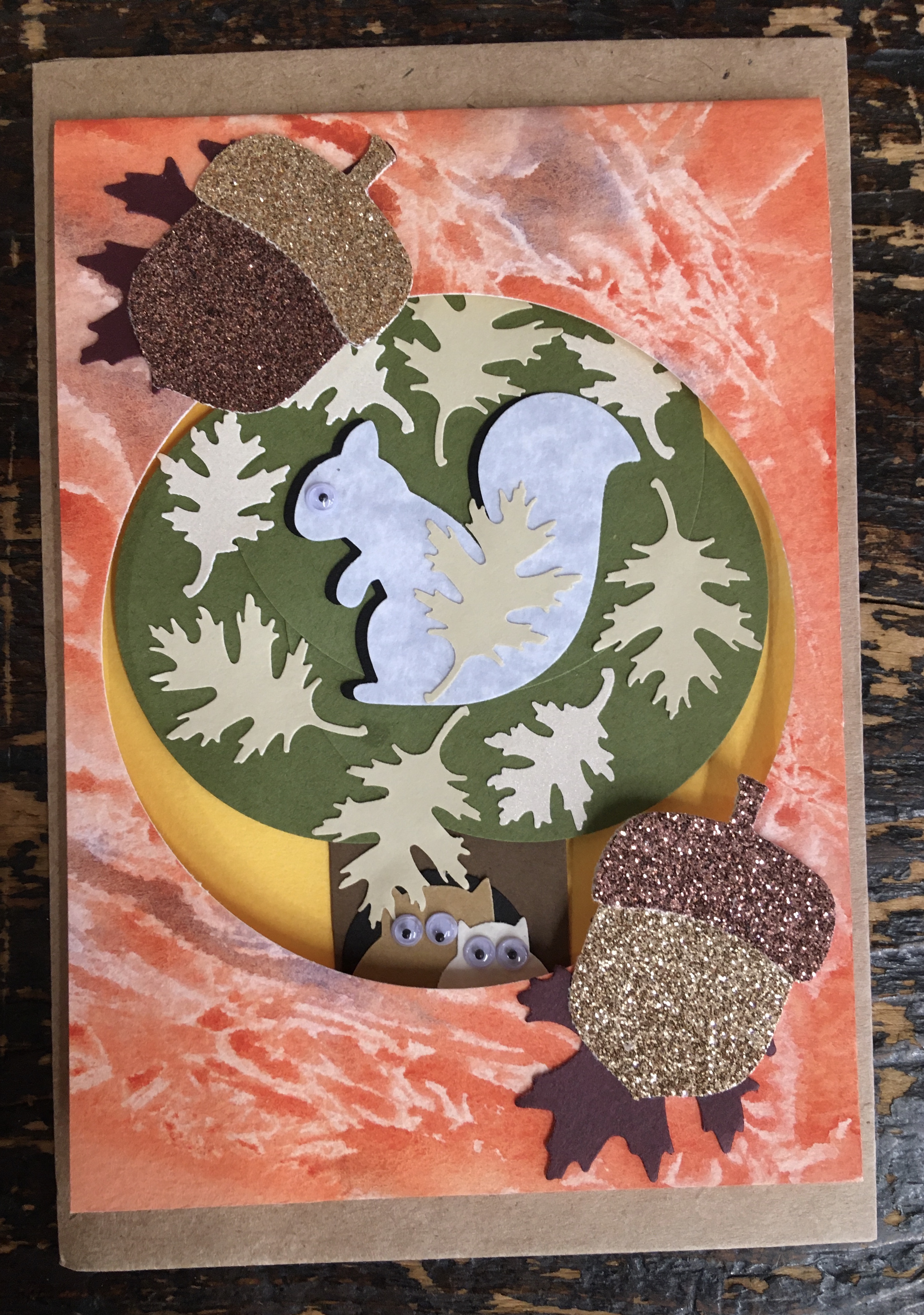 Squirrel - Danglecards by Lisa Kahmann